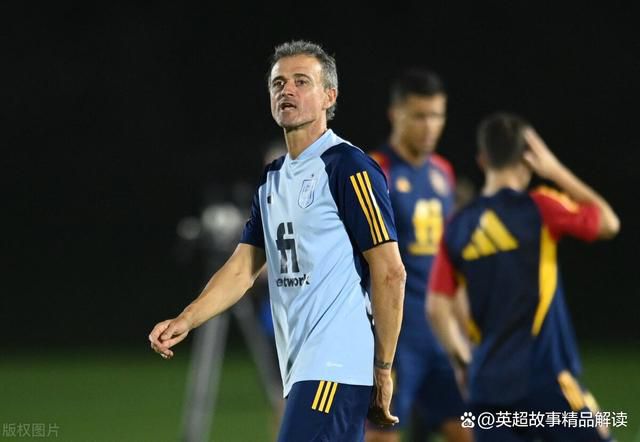 女教师夹震蛋上课被老师发现